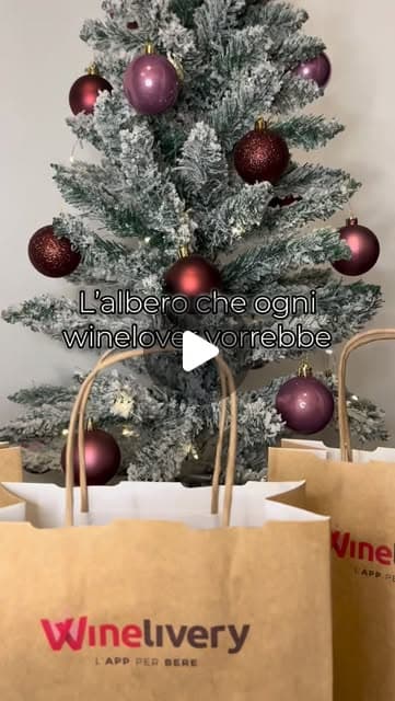 🎄✨ Manda questo video al tuo o alla tua winelover preferita! Buon Natale da Winelivery! 🥂❤️ #Winelivery #NataleDaWinelover #ChristmasVibes
